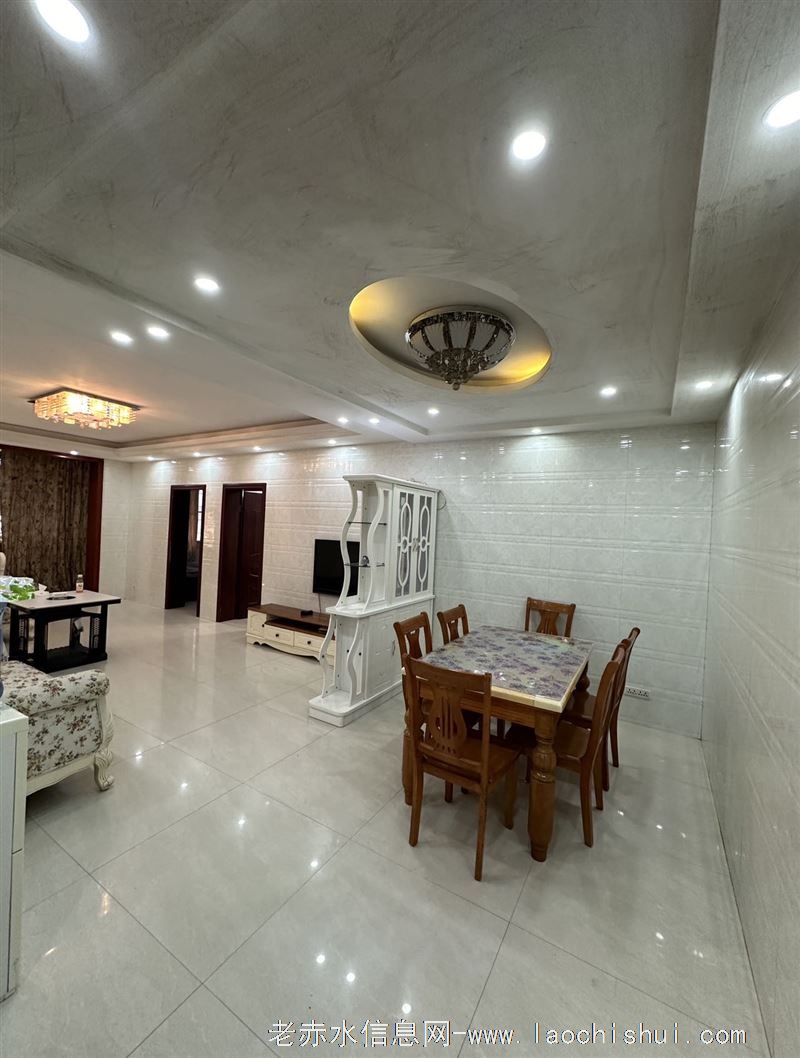 出租 九支三转盘一楼精装3房2卫